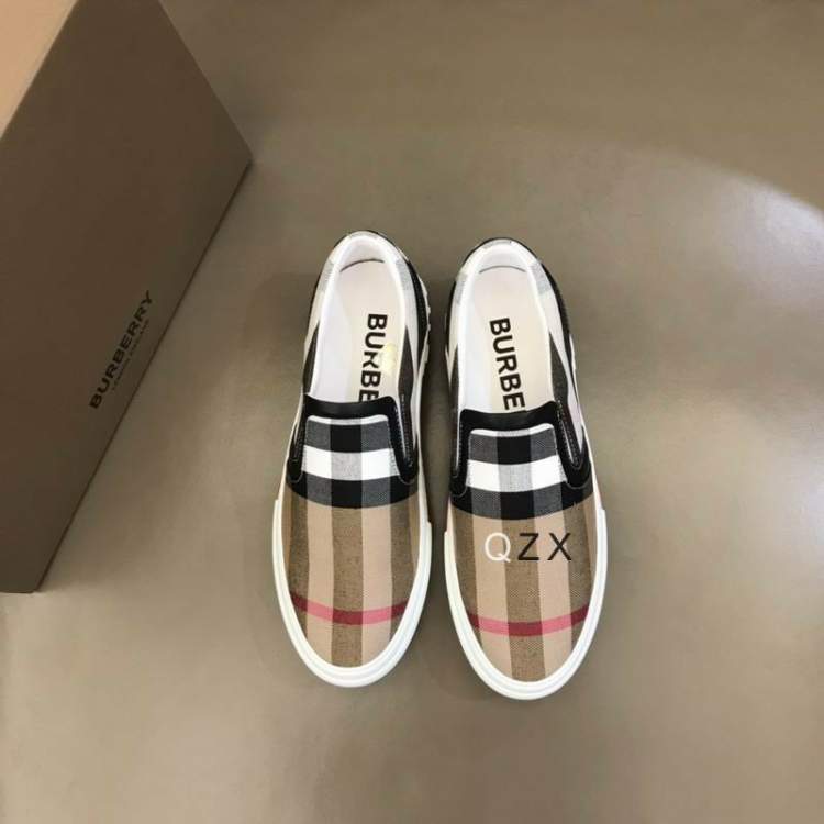 Picture of Burberry Shoes _SKUBurberrysz38-45ZX04121868